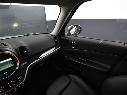 Used 2018 MINI Cooper Countryman S image 19