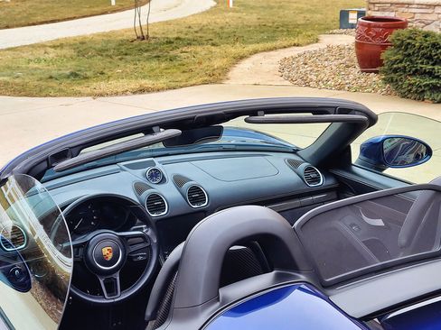 Used 2020 Porsche 718 Boxster Spyder image 28