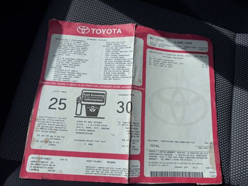 Used 2000 Toyota MR2 Spyder image 39