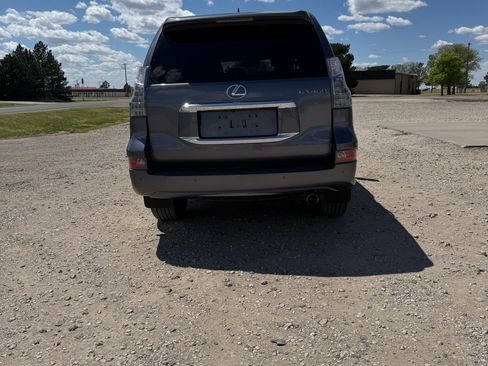 Used 2018 Lexus GX 460 AWD/4WD image 7