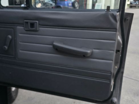 Used 1988 Toyota Pickup Deluxe image 42