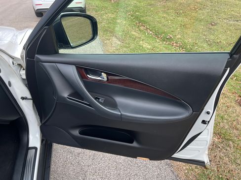 Used 2015 INFINITI QX50 Journey image 48