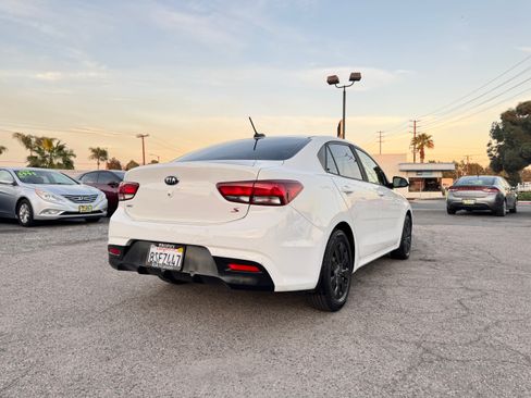 Used 2018 Kia Rio S image 7