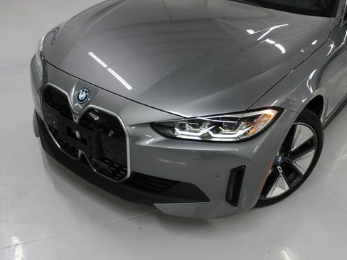 Used 2023 BMW i4 eDrive35 image 4