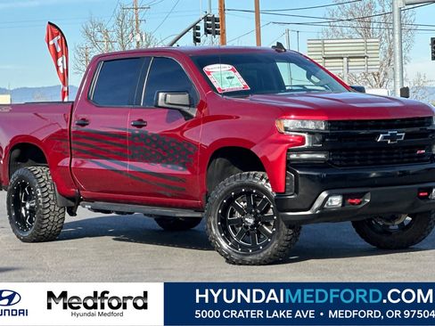 Used 2021 Chevrolet Silverado 1500 4x4 Crew Cab LT Trail Boss image 1
