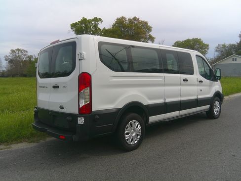 Used 2018 Ford Transit 350 148 Low Roof Wagon RWD image 1