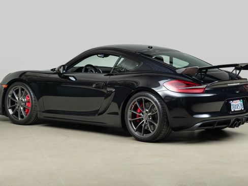 Used 2016 Porsche Cayman GT4 image 4