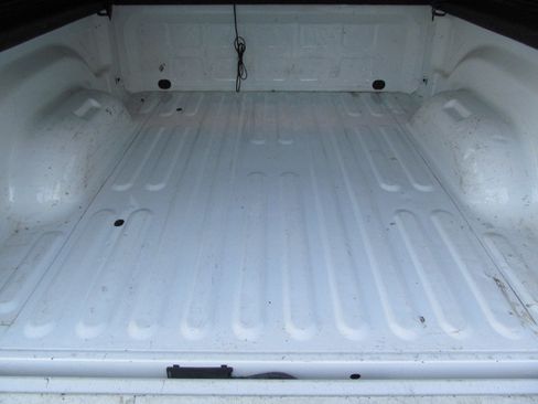 Used 2016 RAM 1500 Laramie image 7