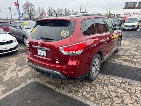 Used 2013 Nissan Pathfinder image 3