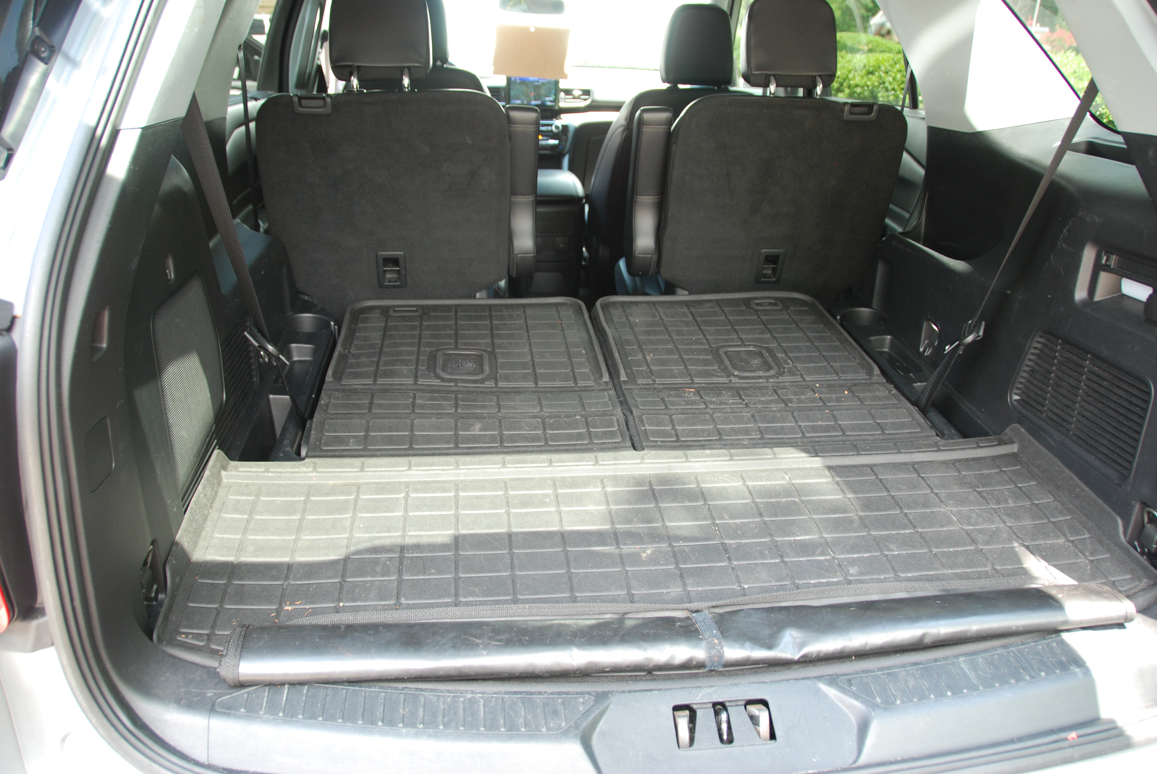 Used 2022 Ford Explorer 4WD Limited image 22