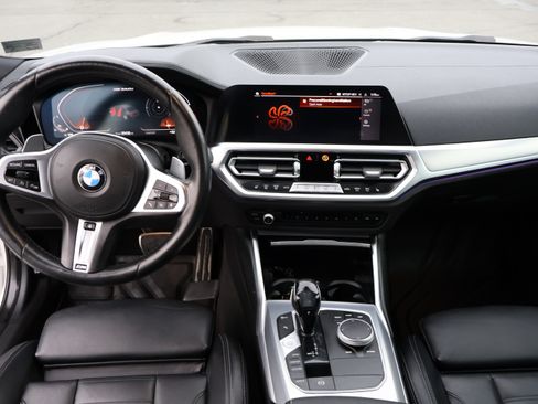 Used 2021 BMW M340i xDrive image 17