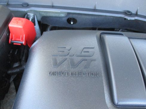 Used 2013 Chevrolet Traverse LT image 57