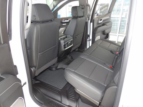 Used 2026 GMC Sierra 1500 4x4 Crew Cab Denali image 25