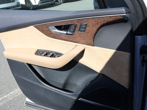 Used 2021 Audi Q7 3.0T Prestige image 26