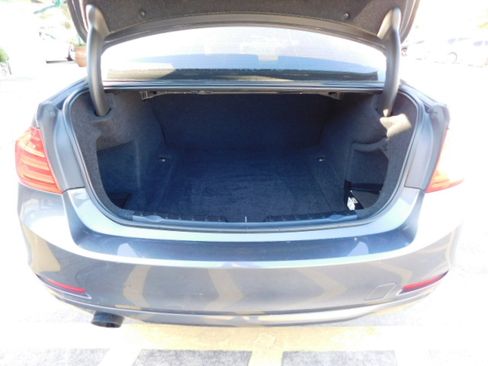 Used 2014 BMW 320i image 7