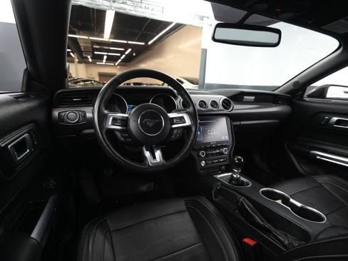 Used 2018 Ford Mustang GT Premium image 23