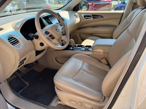 Used 2015 Nissan Pathfinder AWD/4WD image 6