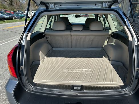 Used 2006 Subaru Outback H6 L.L. Bean Edition image 18