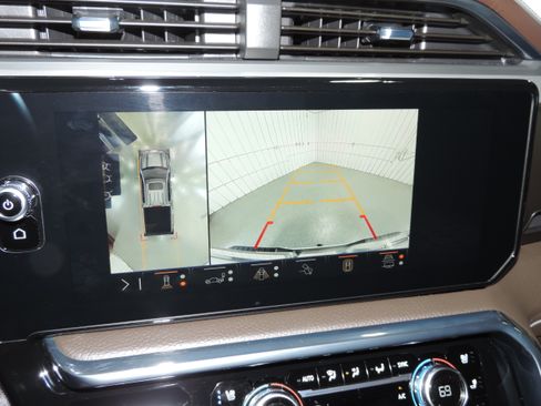 Used 2025 GMC Sierra 1500 4x4 Crew Cab Denali image 47