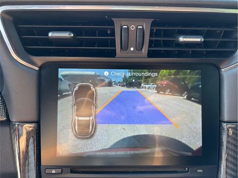 Used 2018 Porsche 911 Targa 4 GTS image 29