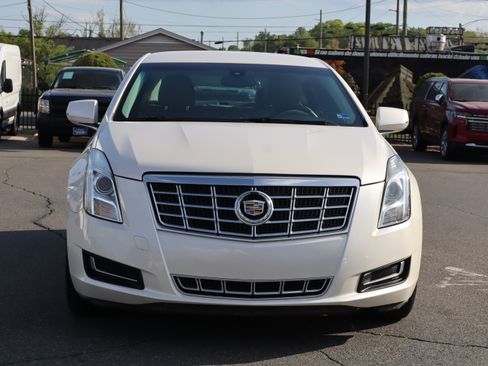 Used 2013 Cadillac XTS image 3