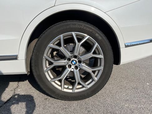 Used 2022 BMW X7 xDrive40i image 51