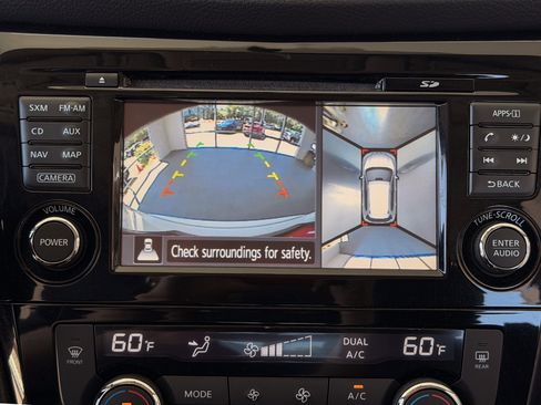Used 2015 Nissan Rogue AWD image 14