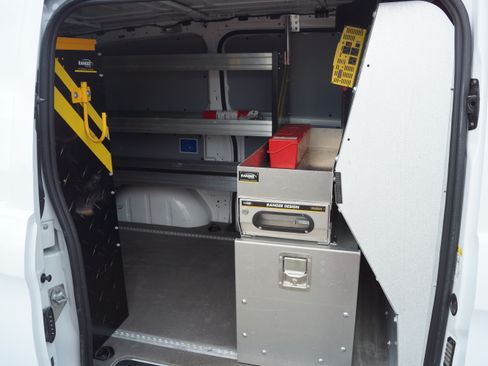 Used 2020 Mercedes-Benz Metris image 17