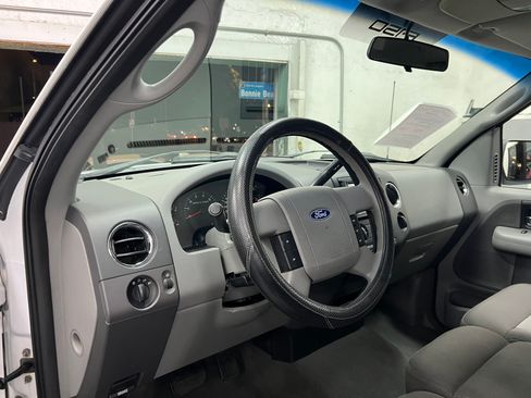 Used 2006 Ford F150 STX image 13