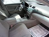 Used 2011 Toyota Camry LE image 4