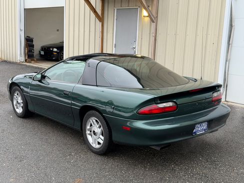 Used 1994 Chevrolet Camaro Z28 image 66