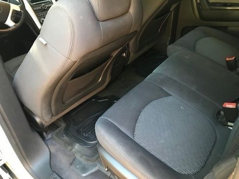 Used 2012 Chevrolet Traverse LT image 14