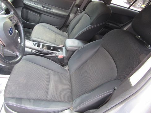 Used 2014 Subaru XV Crosstrek 2.0i Premium AWD/4WD image 13