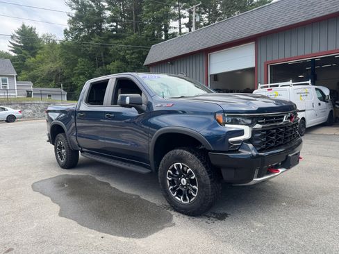 Used 2022 Chevrolet Silverado 1500 ZR2 image 6