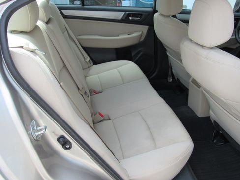 Used 2016 Subaru Legacy 2.5i Premium image 17