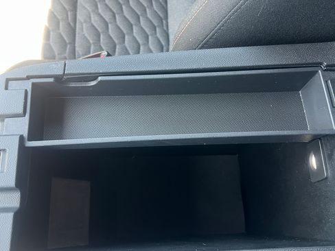 Used 2020 Chevrolet Equinox LT image 15