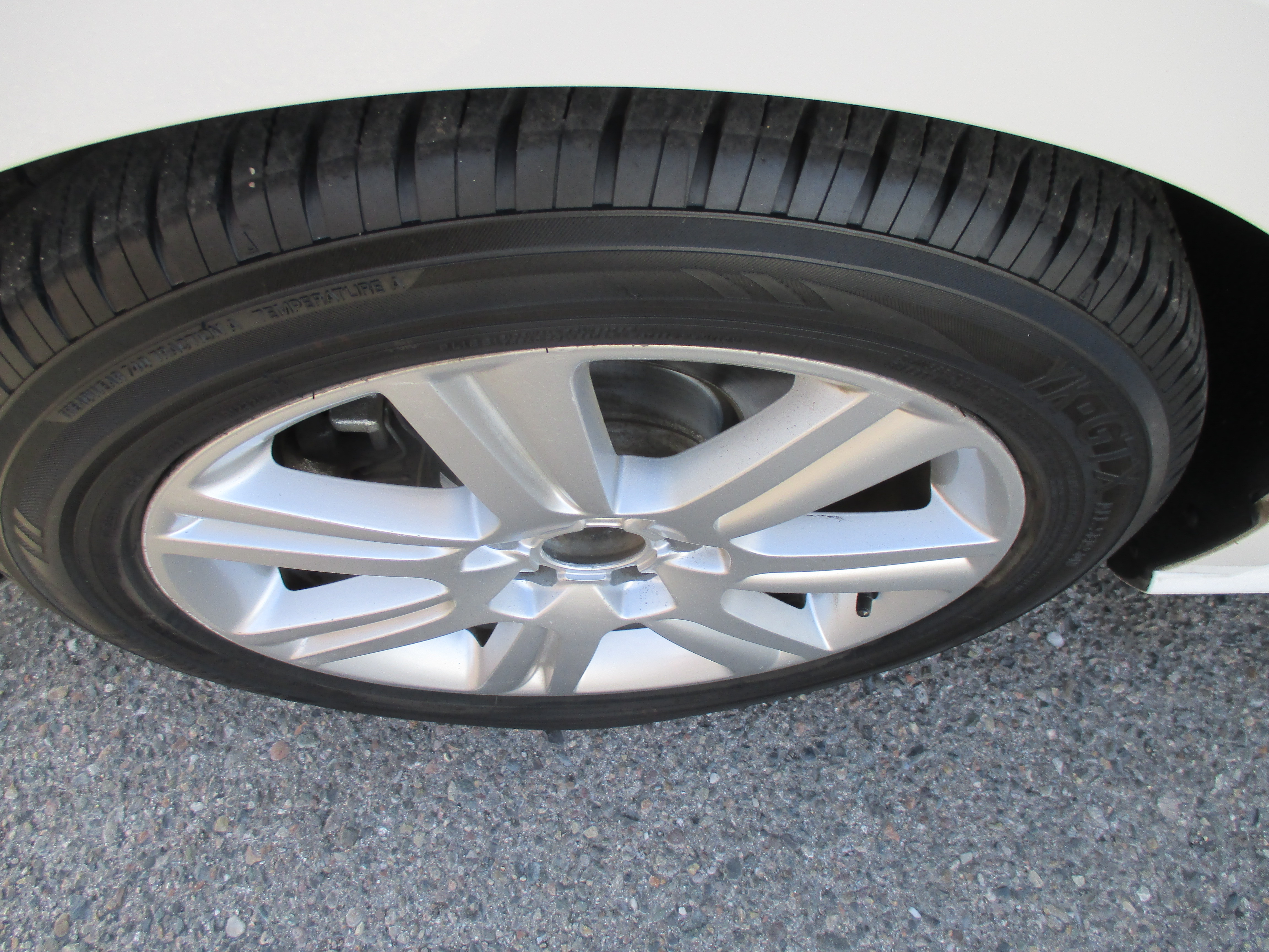 Used 2012 Volkswagen Passat 2.5 SE FWD image 16