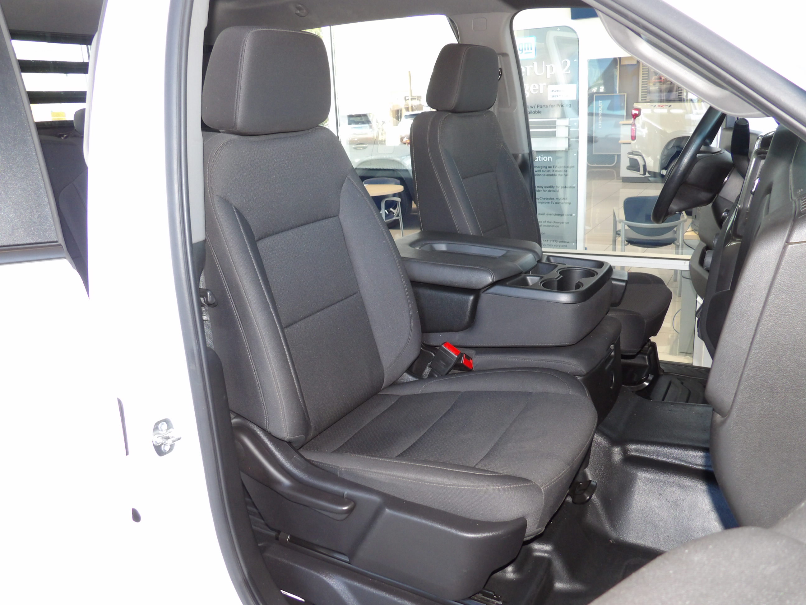 Used 2025 Chevrolet Silverado 3500 4x4 Crew Cab W/T image 19
