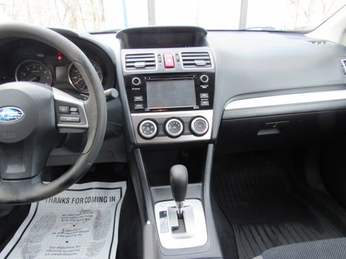 Used 2016 Subaru Impreza 2.0i Premium image 19