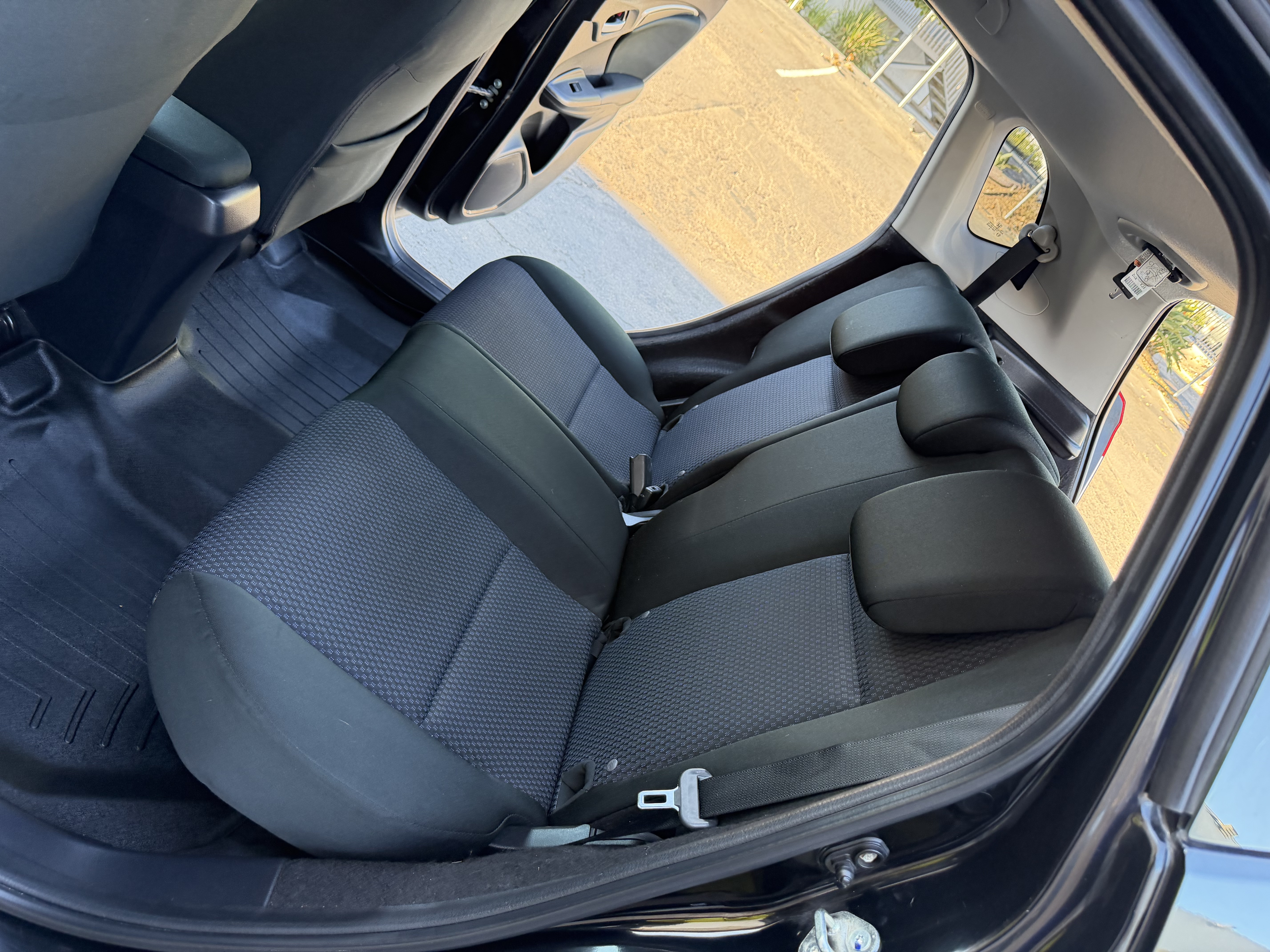 Used 2019 Honda Fit LX image 17