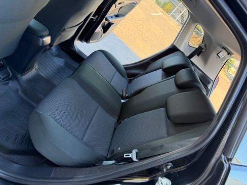 Used 2019 Honda Fit LX image 17