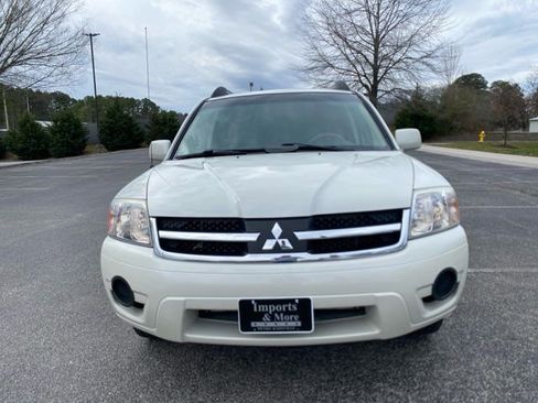 Used 2007 Mitsubishi Endeavor SE image 11