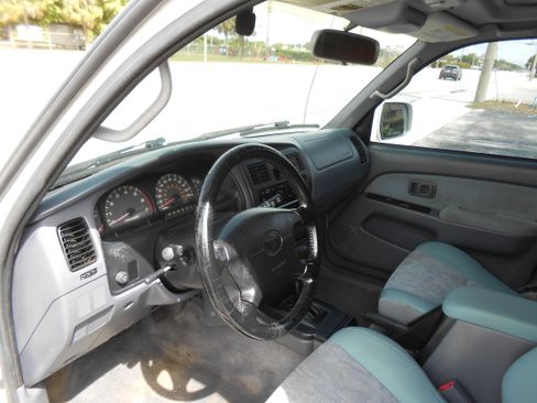 Used 1999 Toyota 4Runner SR5 image 11
