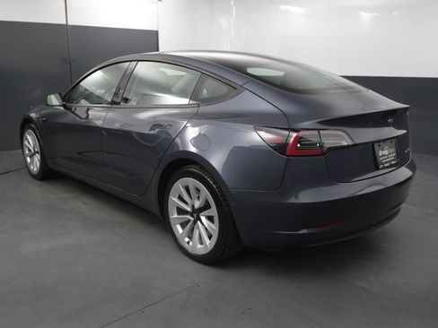 Used 2022 Tesla Model 3 Long Range image 3
