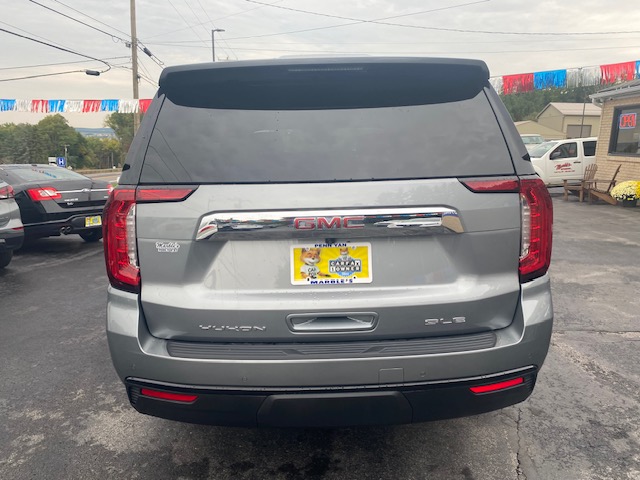 Used 2024 GMC Yukon 4WD SLE image 7