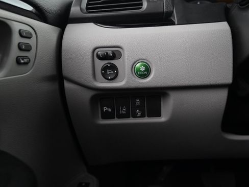 Used 2017 Honda Pilot Touring image 41