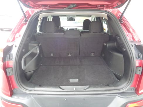 Used 2015 Jeep Cherokee 4WD Latitude image 10