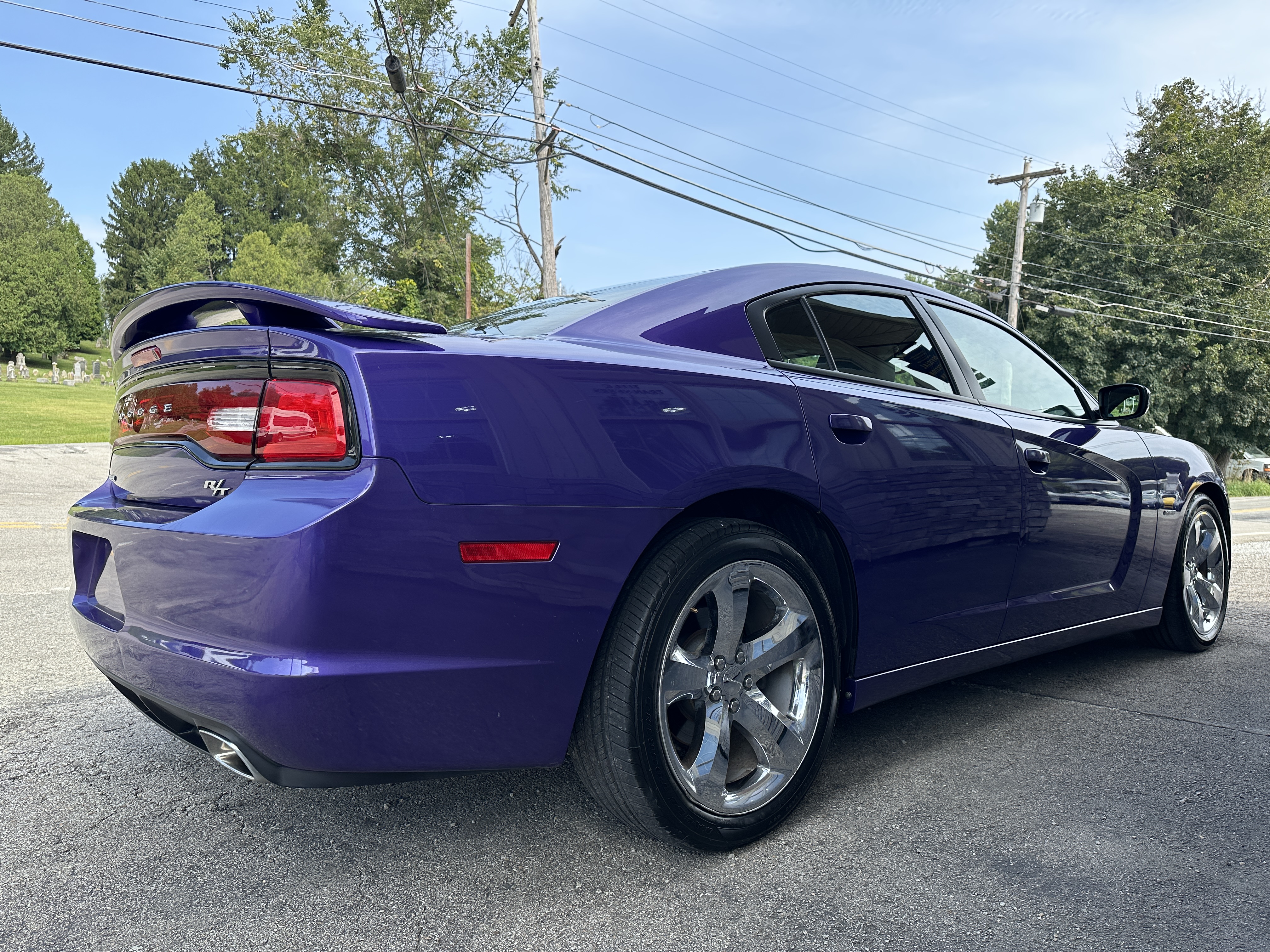 Used 2014 Dodge Charger R/T RWD image 4