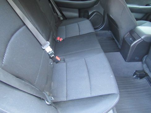 Used 2017 Subaru Outback 2.5i Premium AWD/4WD image 14