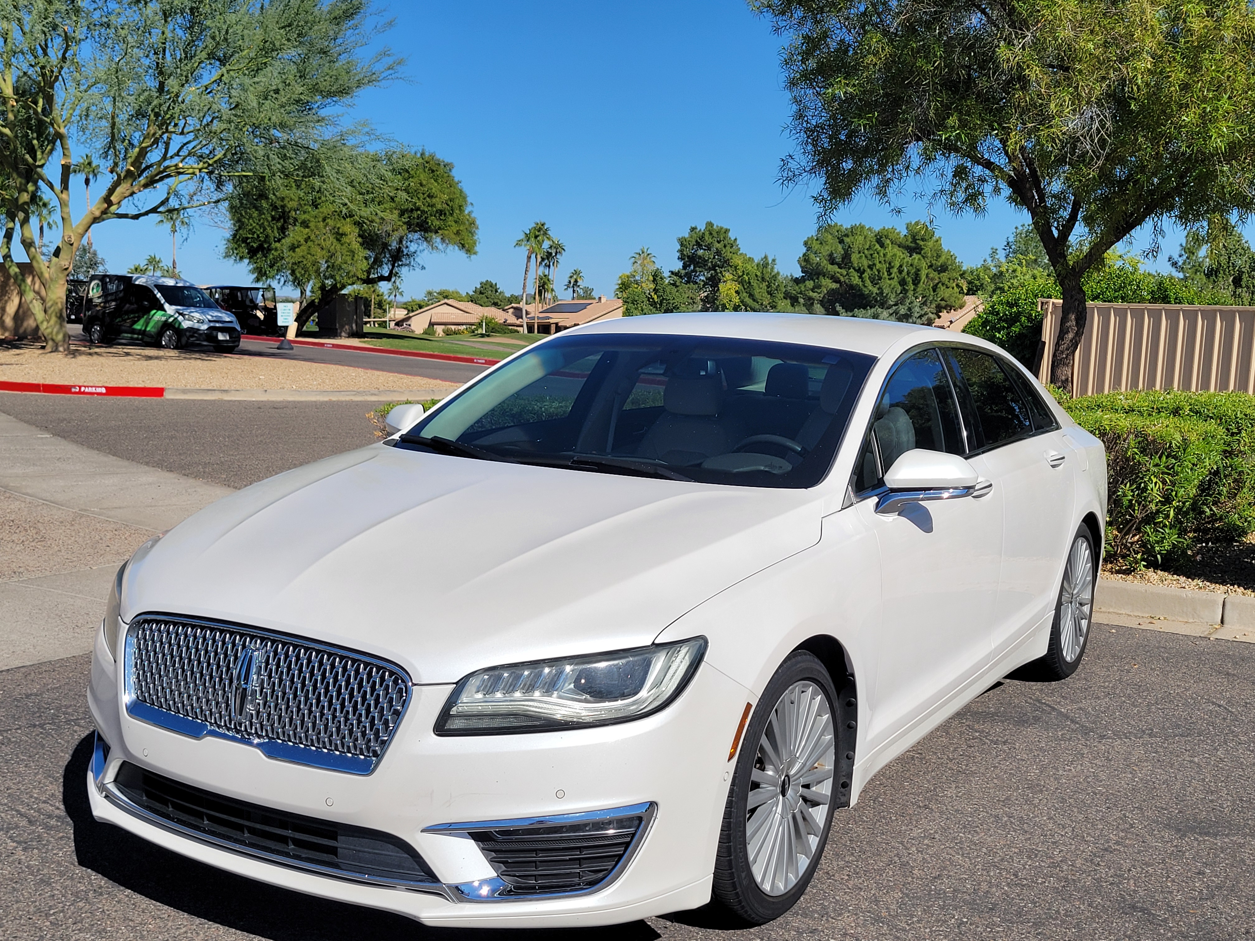 Used 2017 Lincoln MKZ Reserve FWD image 5